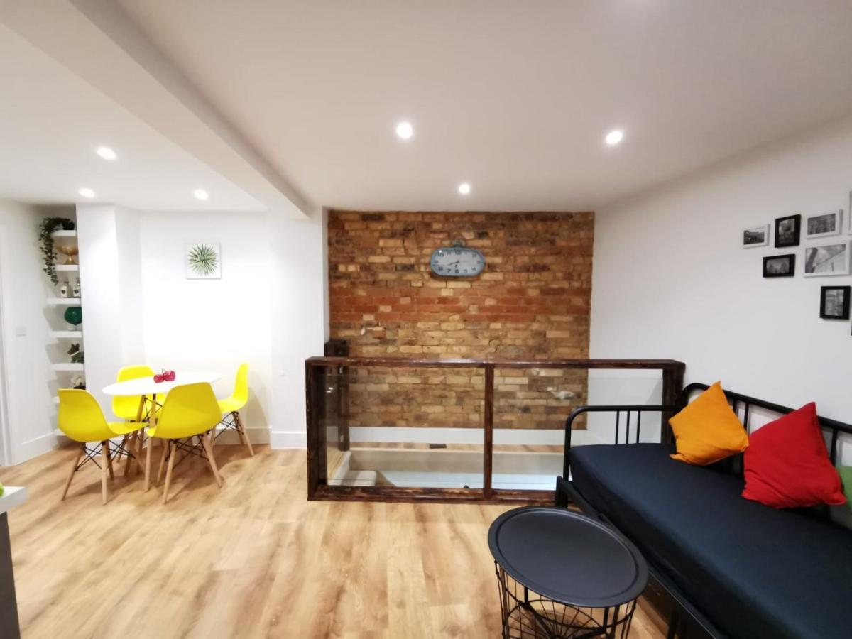 4 Sleeps And Travel Cot- Close To Beach And Restaurants Bornemouth Extérieur photo